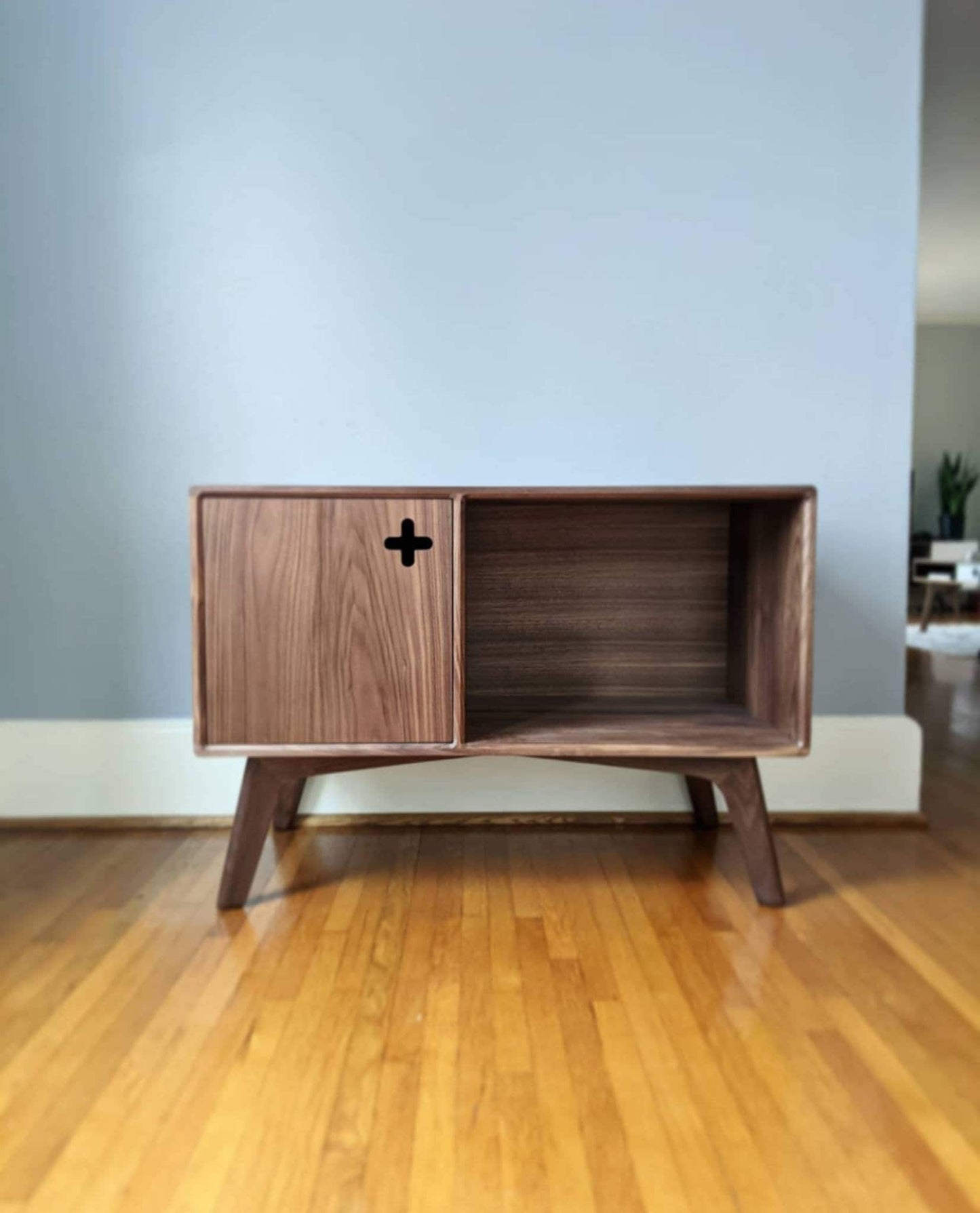 Credenza Plus - Walnut console cabinet 35", mid century design